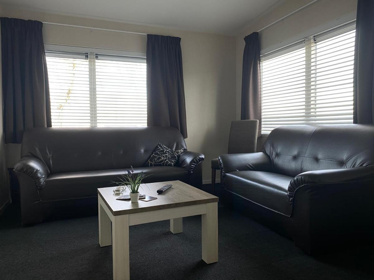 Visserslust - Woonboten & Appartementen フィンケフェーン エクステリア 写真