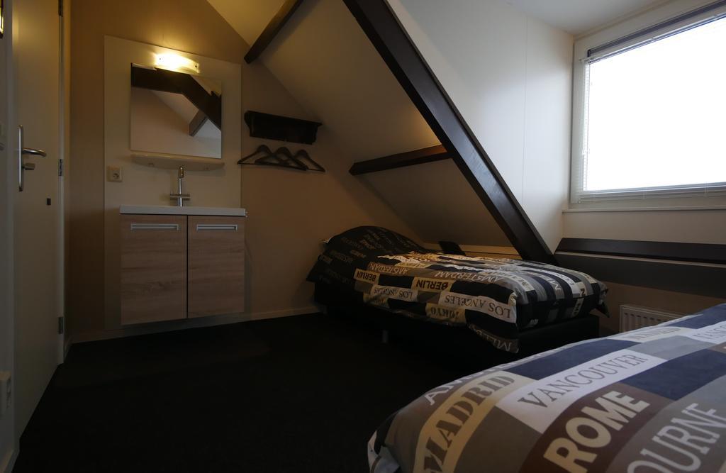 Visserslust - Woonboten & Appartementen フィンケフェーン 部屋 写真